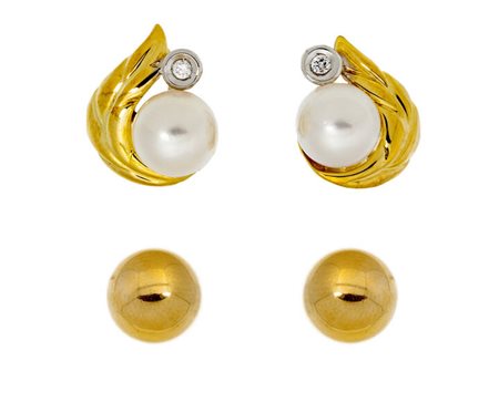 LOTTO DI DUE COPPIE DI ORECCHINI