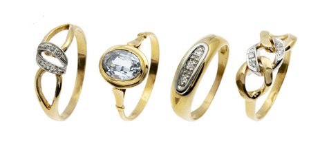 LOTTO DI QUATTRO ANELLI