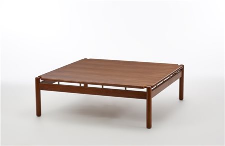 Ilmari Tapiovaara Tavolo basso con piano quadrato. Produzione La Permanente, Can