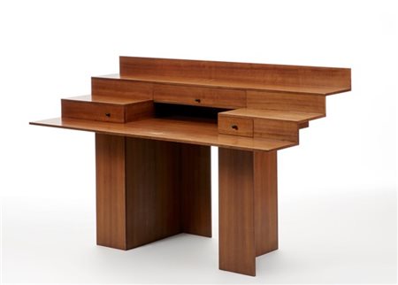 Francesco Trabucco e Marcello Vecchi Scrivania modello "SC73". Produzione Poggi,