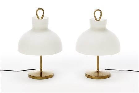 Ignazio Gardella Coppia di lampade da tavolo modello "LTA4 Arenzano piccola". Pr
