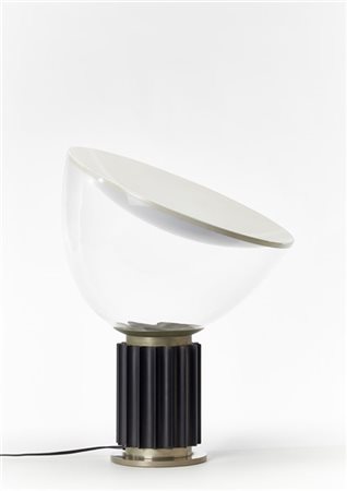 Achille Castiglioni (1918-2002) e Pier Giacomo Castiglioni (1913-1968) Lampada d