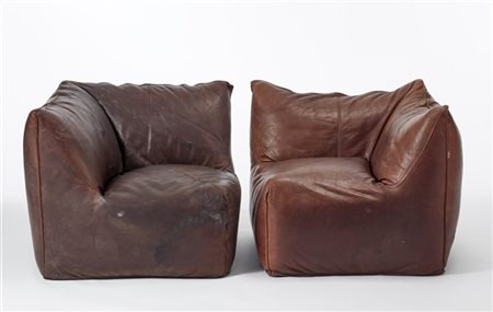 Mario Bellini Divano composto da due elementi angolari divisibili della serie "L