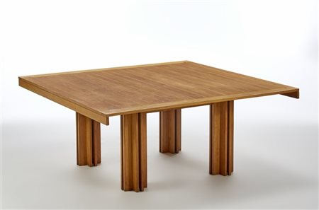 Carlo Scarpa Tavolo modello "Riomarin". Produzione Gavina, San Lazzaro di Savena