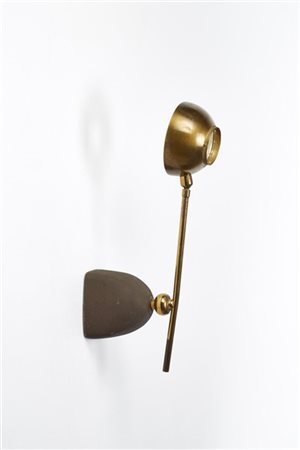 Oscar Torlasco Lampada da parete con paralume snodabile. Produzione Lumi, Italia