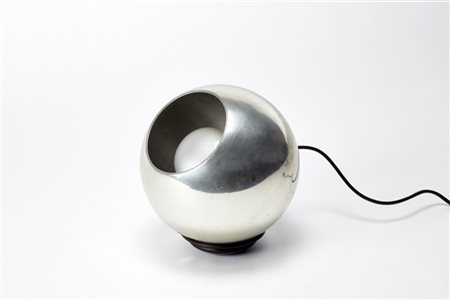 Gino Sarfatti Lampada da tavolo modello "586". Produzione Arteluce, Milano, 1962