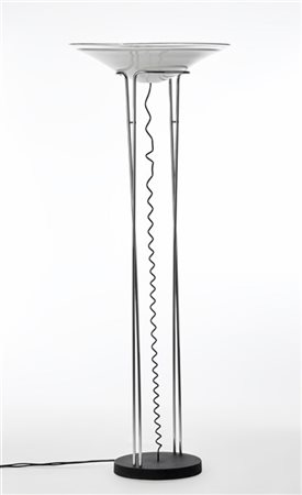 Leucos Lampada da terra. Italia, anni '70. Base in ghisa, struttura in tubolare