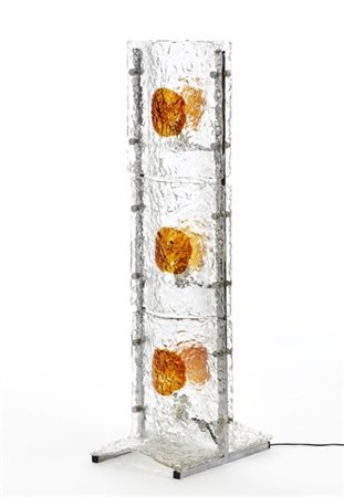 Mazzega (Attribuito)
Lampada da terra a tre luci con struttura in acciaio e pann