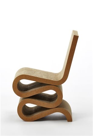Frank Gehry Sedia modello "Wiggle Side Chair". Produzione Vitra, Svizzera, diseg