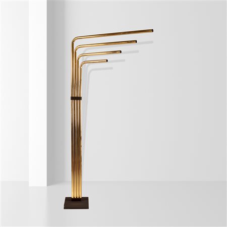 Goffredo ReggianiItalia, anni 70205x110 cm.lampada da terra ottone, base in...