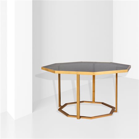 Romeo RegaItalia, anni 7073x130x130 cm.tavolo in acciaio dorato e cristallo fumè