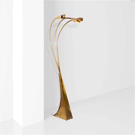 Manifattura Italianaanni 70h. 204 cm.lampada da terra Cobra in ottone