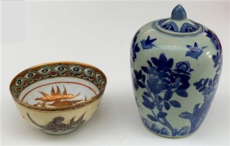 Lotto composto da una piccola potiche in porcellana bianca e blu e una ciotola