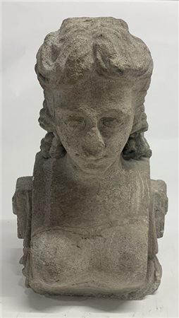 Mezzo busto in cemento raffigurante gentildonna (h. cm 54) (dfetti e restauri)