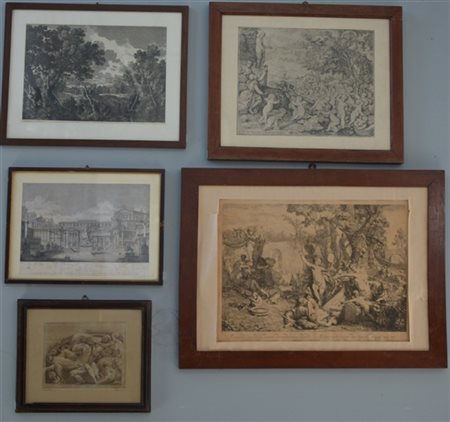 Lotto composto da cinque incisioni soggetti e misure diverse. In cornici (difet