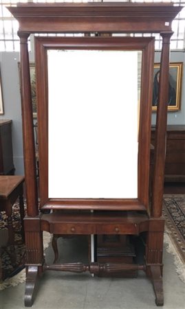 Psiche da terra in noce a due cassettini in linea nella fascia, montanti a colo