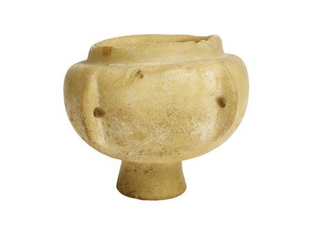 RARA KANDILA CICLADICA DATAZIONE: 3.200-2700 a. C. MATERIA E TECNICA: marmo...
