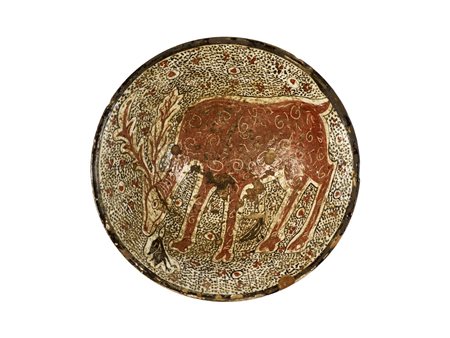 COPPA NISHAPUR DATAZIONE: XII-XIV sec. d. C. MATERIA E TECNICA: argilla...