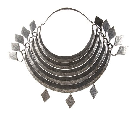 Collana cerimoniale Miao in argento - HMong nord Laos prima metà XX secolo