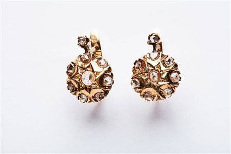 ORECCHINI IN ORO E ROSE CORONE'