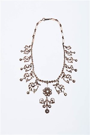 COLLIER FLOREALE IN ORO E DIAMANTI