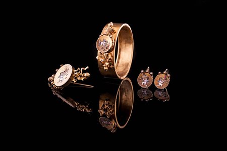 PARURE BRACCIALE, ORECCHINI, SPILLA