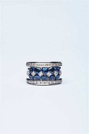 ANELLO A FASCIA CON ZAFFIRI