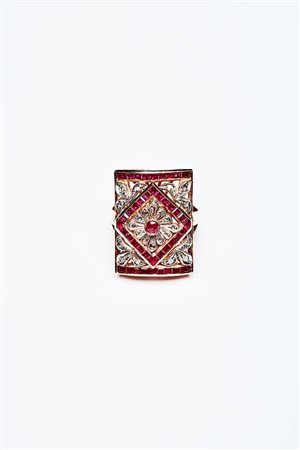 ANELLO A SCUDO ROMANO