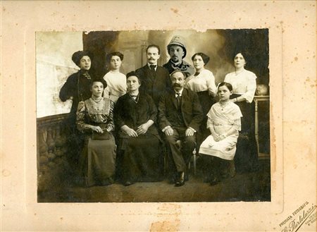 Fotomontaggio cn soldato morto, 1910 circa