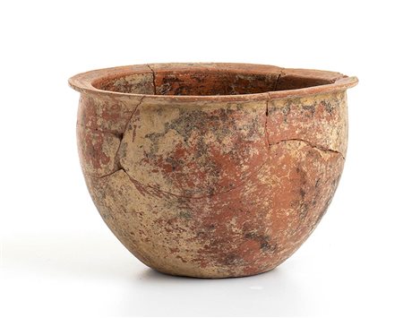 Big Etruscan Bowl, 6th century BC; height cm 14,5, diam. cm 20