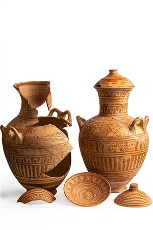 Couple of Greek Geometric Amphorae, 8th century BC; height max (with lid) cm 43, height max cm 39, diam. cm 14