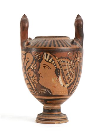 Apulian Red-Figure Lebes Gamikos, 4th century BC; height max cm 16