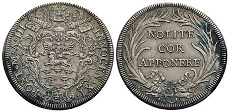 ROMA - Innocenzo XI (1676-1689) - Testone - A. III - Stemma ovale sagomato - R/ Scritta in tre righe