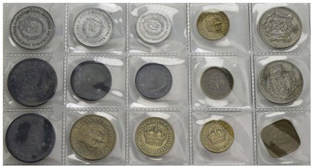 Estere - Lotto di 15 monete<br>Varie