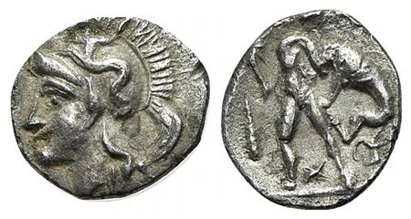 Southern Apulia, Tarentum, Diobol, ca. 380-325 BC. AR (g 0,87; mm 10; h 9). Head of Athena l., wearing crested Attic helmet decorated with Skylla scanning; Rv. Herakles strangling the Nemean Lion; club to l.; X between legs. Cf. V