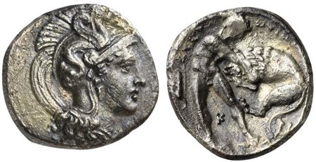 Southern Apulia, Tarentum, Diobol, ca. 380-325 BC; AR (g 1,20; mm 12; h 11); Helmeted head of Athena r., helmet decorated with hippocamp; Rv. Herakles standing r., strangling Nemean Lion; club to l., K between Herakles’ legs. Vlas