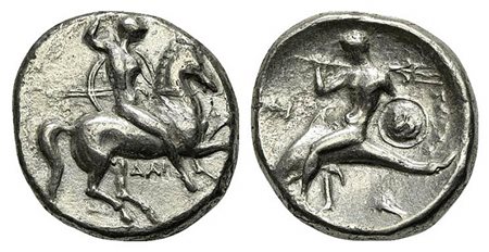 Southern Apulia, Tarentum, Nomos, ca. 332-302 BC. AR (g 7,73; mm 21; h 3). Warrior, holding shield and two spears, preparing to cast a third, on horseback r.; ΔAI below; Rv. TAPAΣ, Phalanthos, holding trident over shoulder and shi
