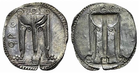 Bruttium, Kroton, Stater, ca. 530-500 BC; AR (g 8,22; mm 27; h 12). ϘPO,Tripod, legs terminating in lion's feet, serpents rising from bowl; Rv. Incuse tripod as obverse. HNItaly 2075; SNG ANS 227-34. Toned, near extremely fine