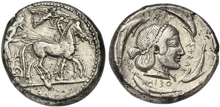 Sicily, Syracuse, Tetradrachm struck under Deinomenid Tyranny, ca. 485-479 BC. AR (g 17,02; mm 25; h 11). Charioteer driving slow quadriga r.; holding kentron and reins; above, Nike flying r., crowning horses, Rv. ΣVPAK - OΣI - O 