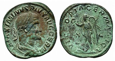 Maximinus I (235-238), Sestertius, Rome, 236-7. AE (g 22,36; mm 32; h 12). MAXIMINVS PIVS AVG GERM, Laureate, draped and cuirassed bust r.; Rv. VICTORIA GERMANICA, Victory standing l., holding wreath and palm frond; to l., bound c
