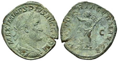 Maximinus I (235-238), Sestertius, Rome, 236-7. AE (g 20,83; mm 31; h 12). MAXIMINVS PIVS AVG GERM, Laureate, draped and cuirassed bust r.; Rv. VICTORIA GERMANICA, Victory standing l., holding wreath and palm frond; to l., bound c