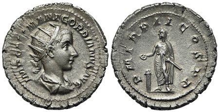 Gordian III (238-244), Antoninianus, Rome, AD 239. AR (g 5,01; mm 24; h 5). IMP CAES M ANT GORDIANVS AVG, Radiate, draped and cuirassed bust r.; Rv. P M TR P II COS P P, Emperor standing l., sacrificing out of patera over lit trip