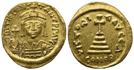 Tiberius II (578-582); AV Solidus (g 4,44; mm 20; h 6); Constantinople. Crowned and cuirassed bust facing, holding globus cruciger and shield; Rv. Cross potent set on four steps; Δ//CONOB. MIBE 4; DOC 4d; Sear 422. Good very fine