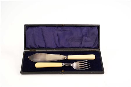 COPPIA DI POSATE DA PESCE IN SHEFFIELD Inghilterra, epoca vittoriana Entro...