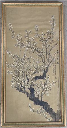 Dipinto giapponese su seta raffigurante ramo di pesco in fiore, in cornice
Cina