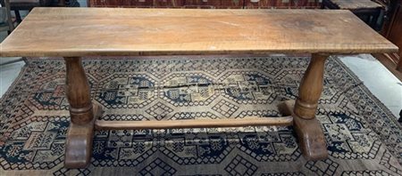 Tavolo da refettorio con sostegni torniti riuniti da traversa (cm 60x83x210) (d