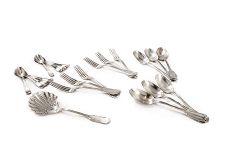 Servizio di posate da sei in argento 800, con 12 cucchiaini