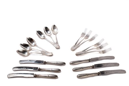 Servizio di posate da sei in argento 800