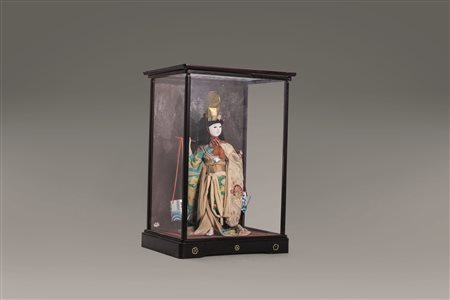 Bambola geisha, Giappone inizi secolo XX, entro teca in vetro