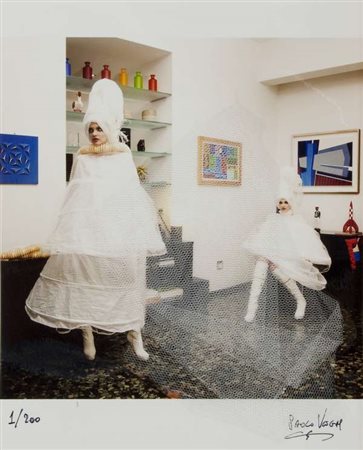 Paolo Vegas Senza titolo, 2011 collage su foto a colori,es. 1/200, cm. 30x20...